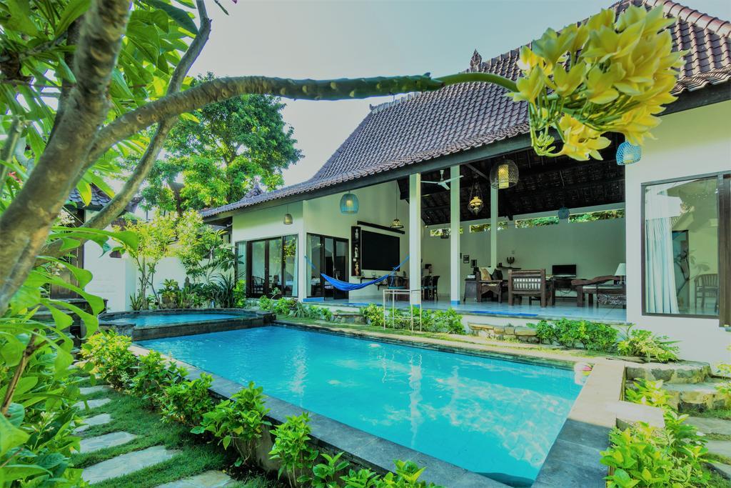 Ambary House Gili Trawangan- 2 Bedroom Private Villa, Pool エクステリア 写真